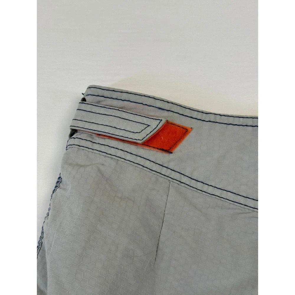 Billabong‎ Y2K Mens Board Shorts Size 32 Grey Orange Honeycomb Cargo M1096 Gas